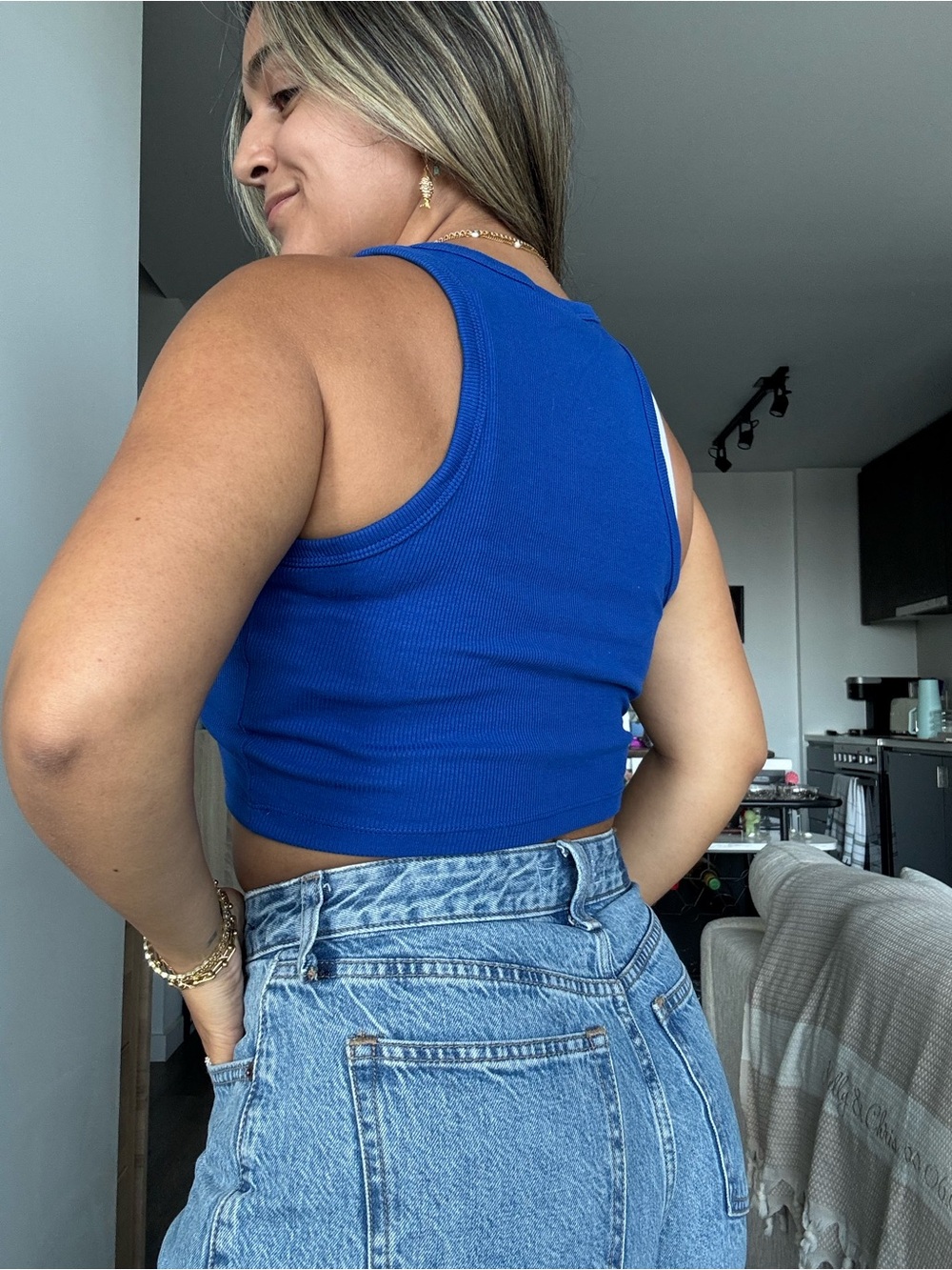 H&M Royal Blue Ribbed Cropped Tank Top - Picture 2 of 3